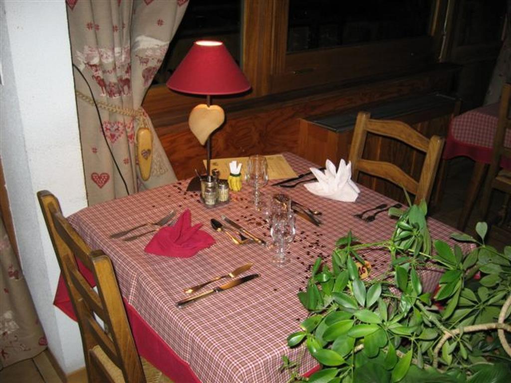 Hotel Le Ferraillon Abondance Εξωτερικό φωτογραφία